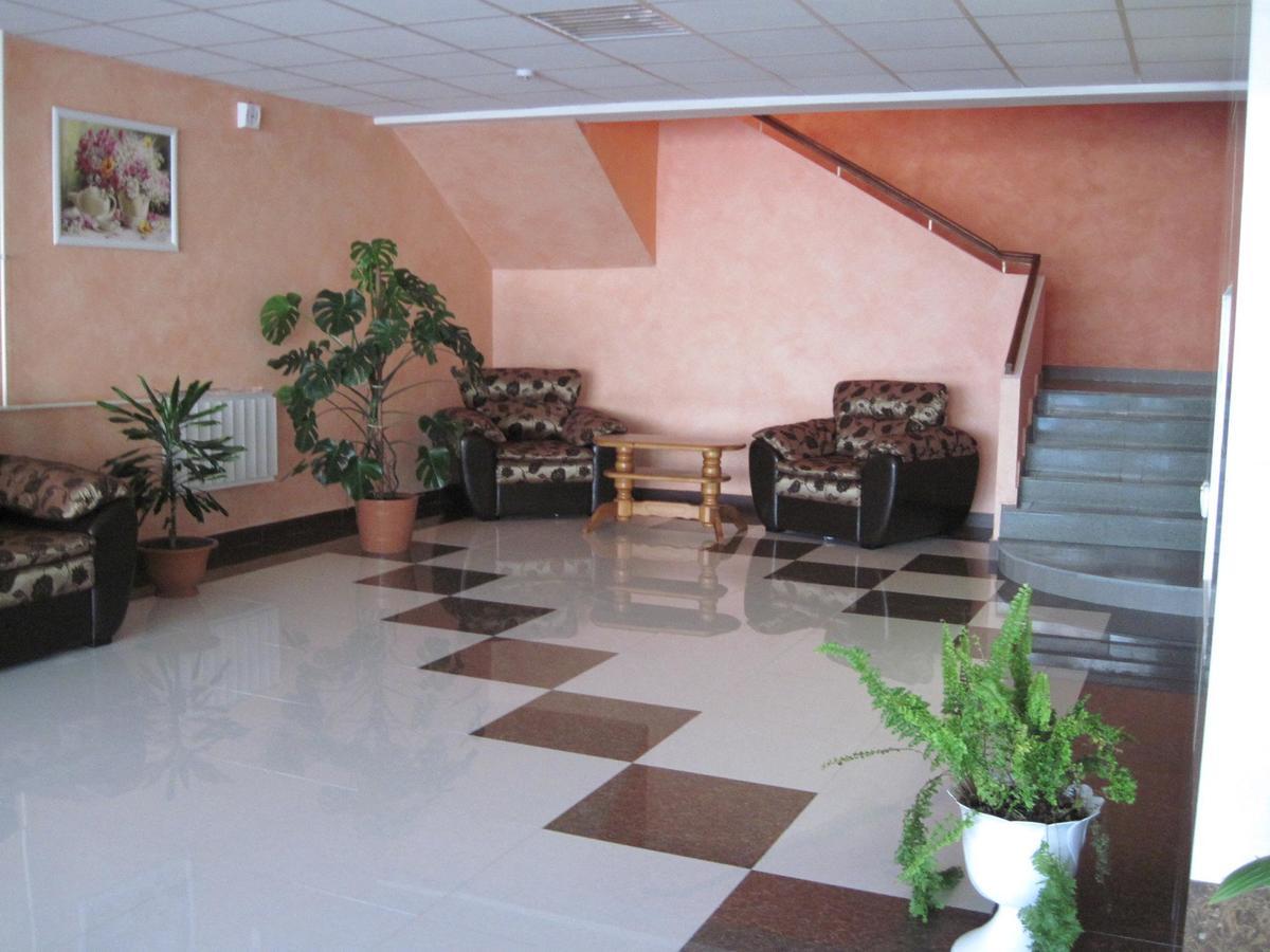 Hotel Mosty Masty Extérieur photo
